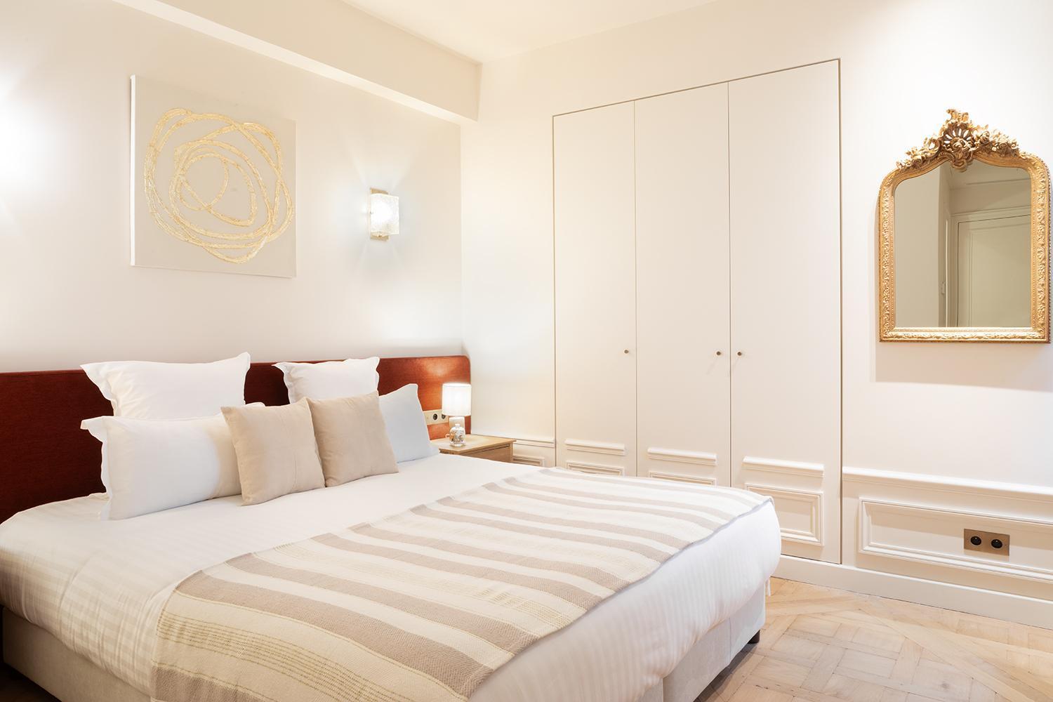 Pick A Flat'S Apartements With Services In Louvre - Rue Des Halles Paříž Exteriér fotografie